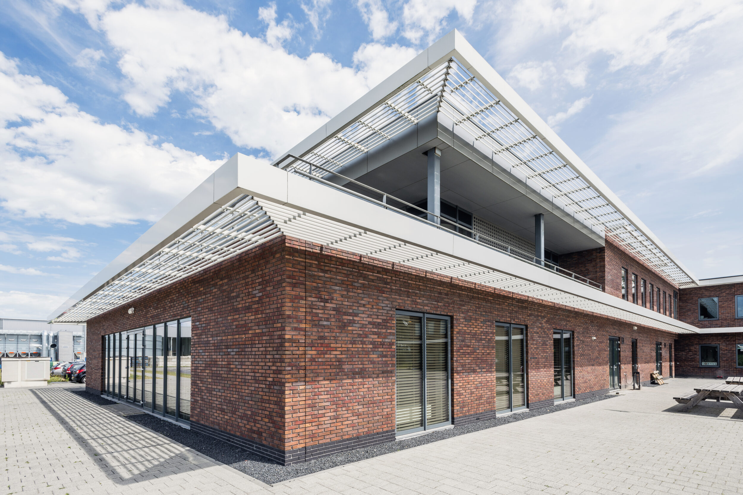 Brise Soleil Bayern Brise Soleil an einer Fassade in Bayern